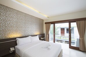 Suite | Minibar, in-room safe, individually furnished, desk - Casa Dasa Legian (Legian)