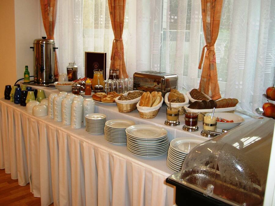 Tägliches inbegriffenes Frühstücksbuffet