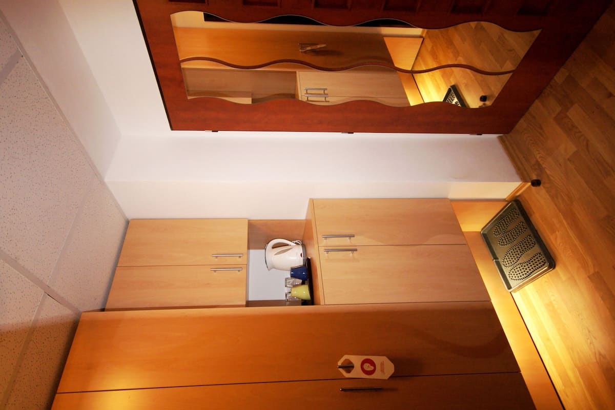 TV 82 cm com canais via satélite