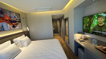 Ropa de cama de alta calidad y minibar