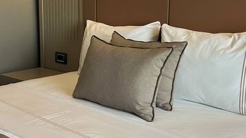 Standard Double or Twin Room, 1 Bedroom | Minibar, in-room safe, desk, blackout curtains