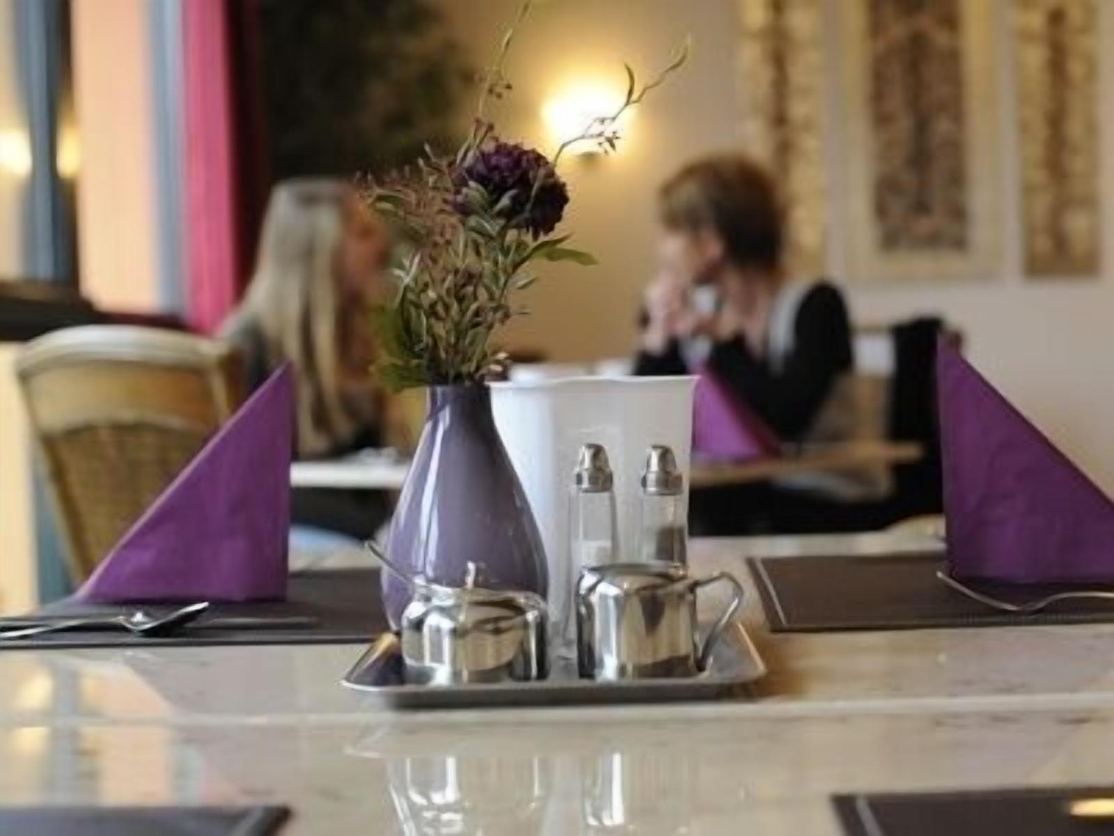 lunch and dinner served, regional cuisine