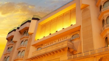 Façade de l’hébergement - soirée/nuit