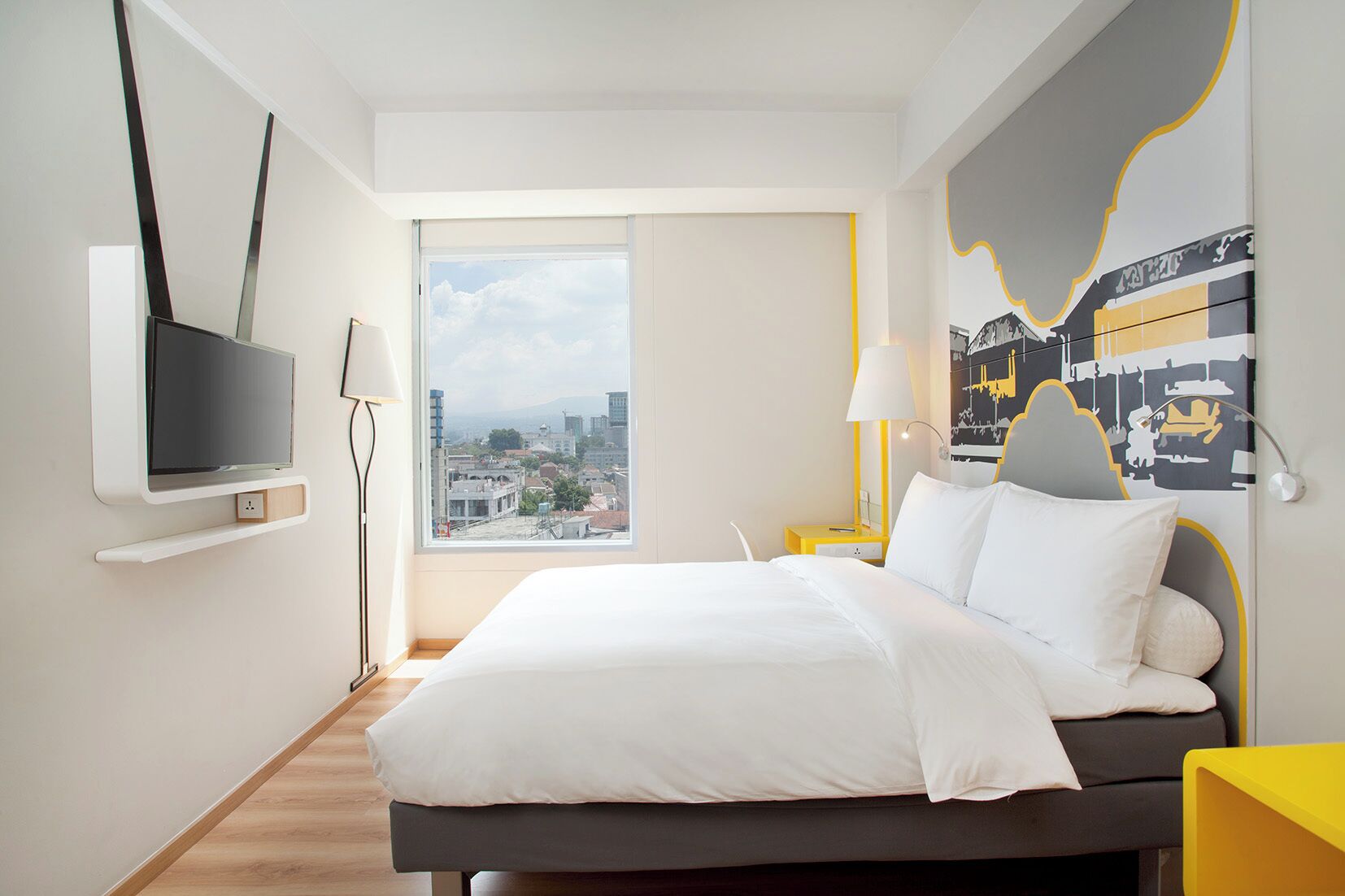 1 bedroom, in-room safe, desk, soundproofing