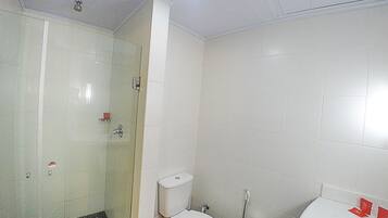 Habitación estándar, varias camas | Servicio de la habitación