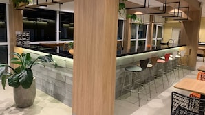 Ảnh chưa phân loại, 2 trong số 33 ảnh, nút