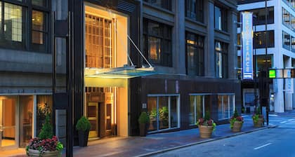 Renaissance Cincinnati Downtown Hotel