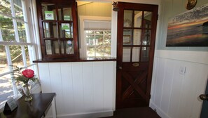 Lobby - Ocean Echo Inn and Beach Cottages (Santa Cruz)