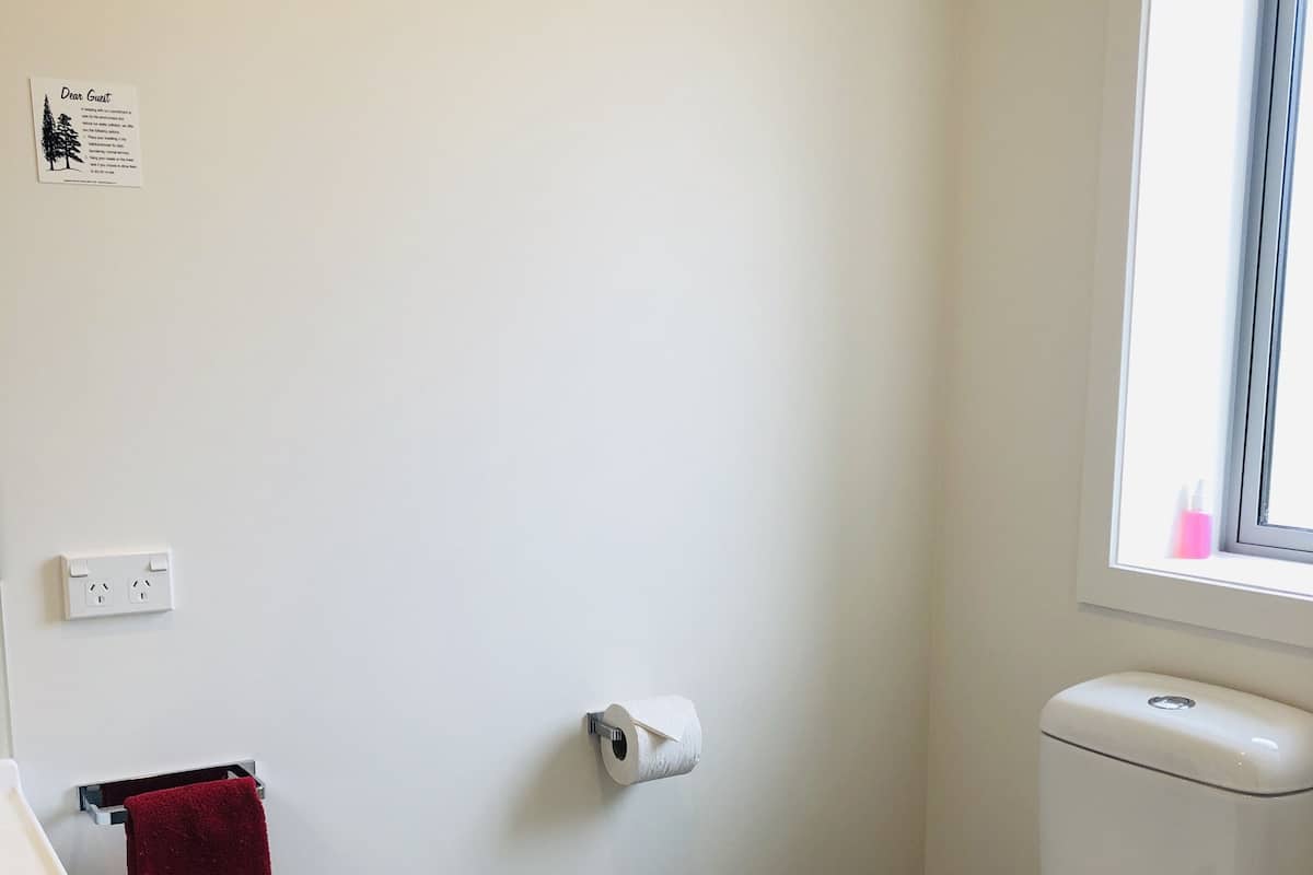 Studio | Badrum | Dusch, gratis toalettartiklar, hÄrtork och handdukar