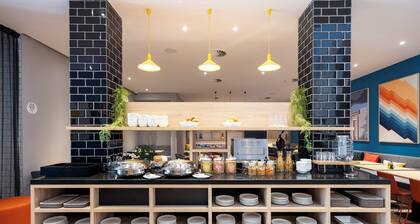 Holiday Inn Express Antwerp City Centre by IHG