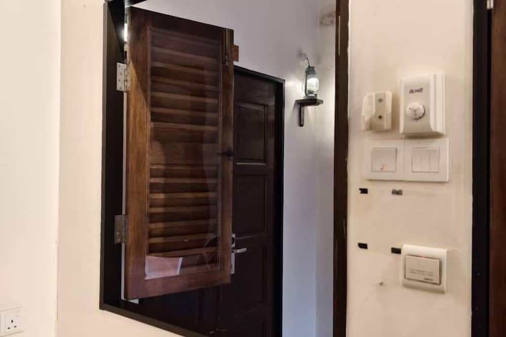 Red Inn Court - Hostel