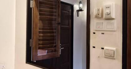 Red Inn Court - Hostel