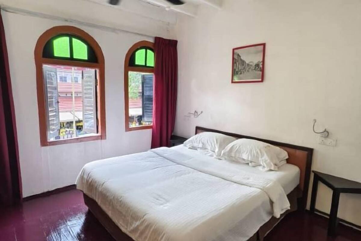 In-room safe, iron/ironing board, free WiFi, bed sheets