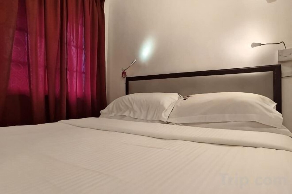Down comforters, in-room safe, iron/ironing board (on request)
