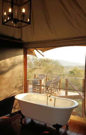 Standard Tent | Bathroom