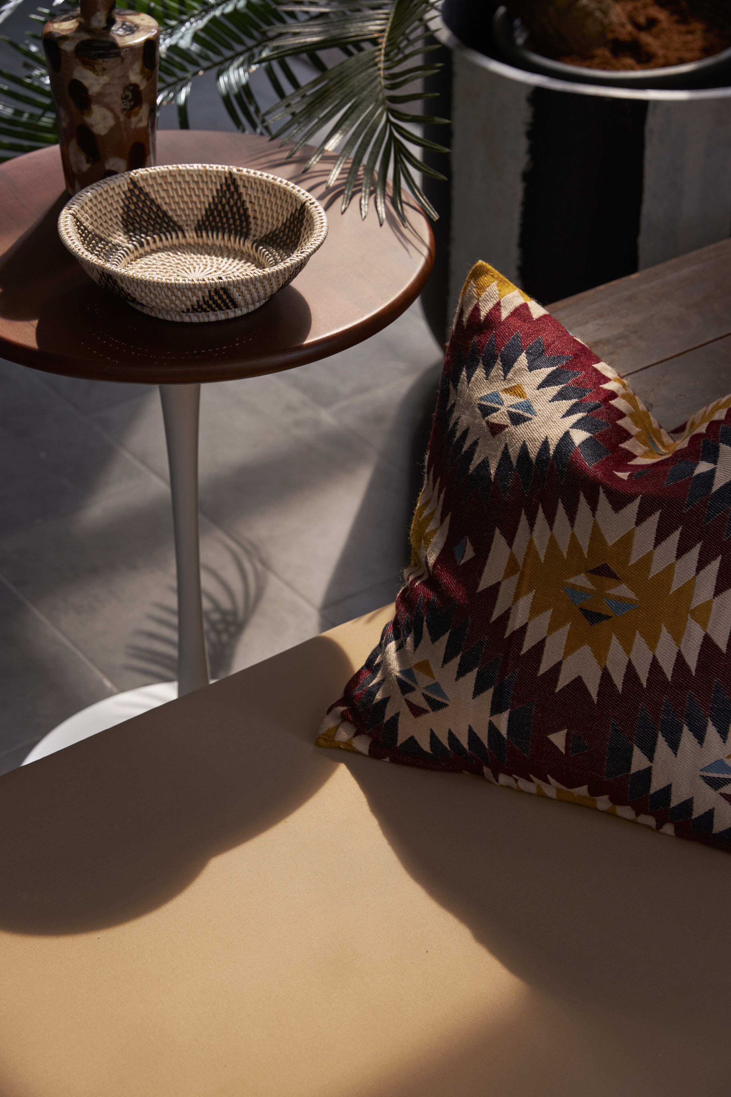 lunch, dinner, brunch served; thai cuisine, garden views