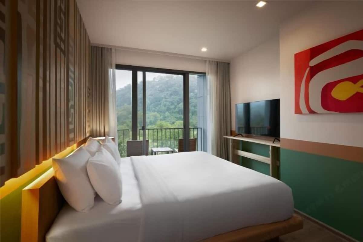 1 Schlafzimmer, Zimmersafe, individuell dekoriert, Zustellbetten