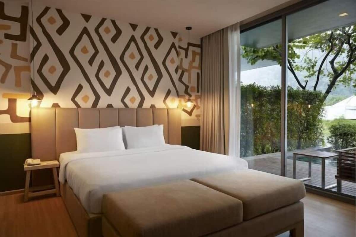 1 bedroom, in-room safe, individually decorated, rollaway beds