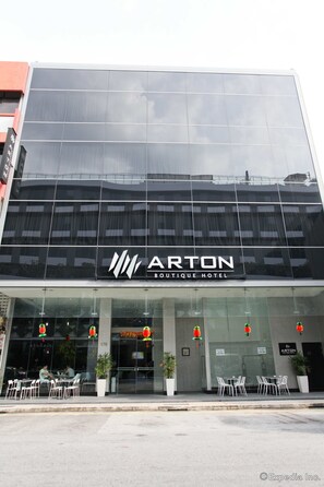 Bagian depan properti