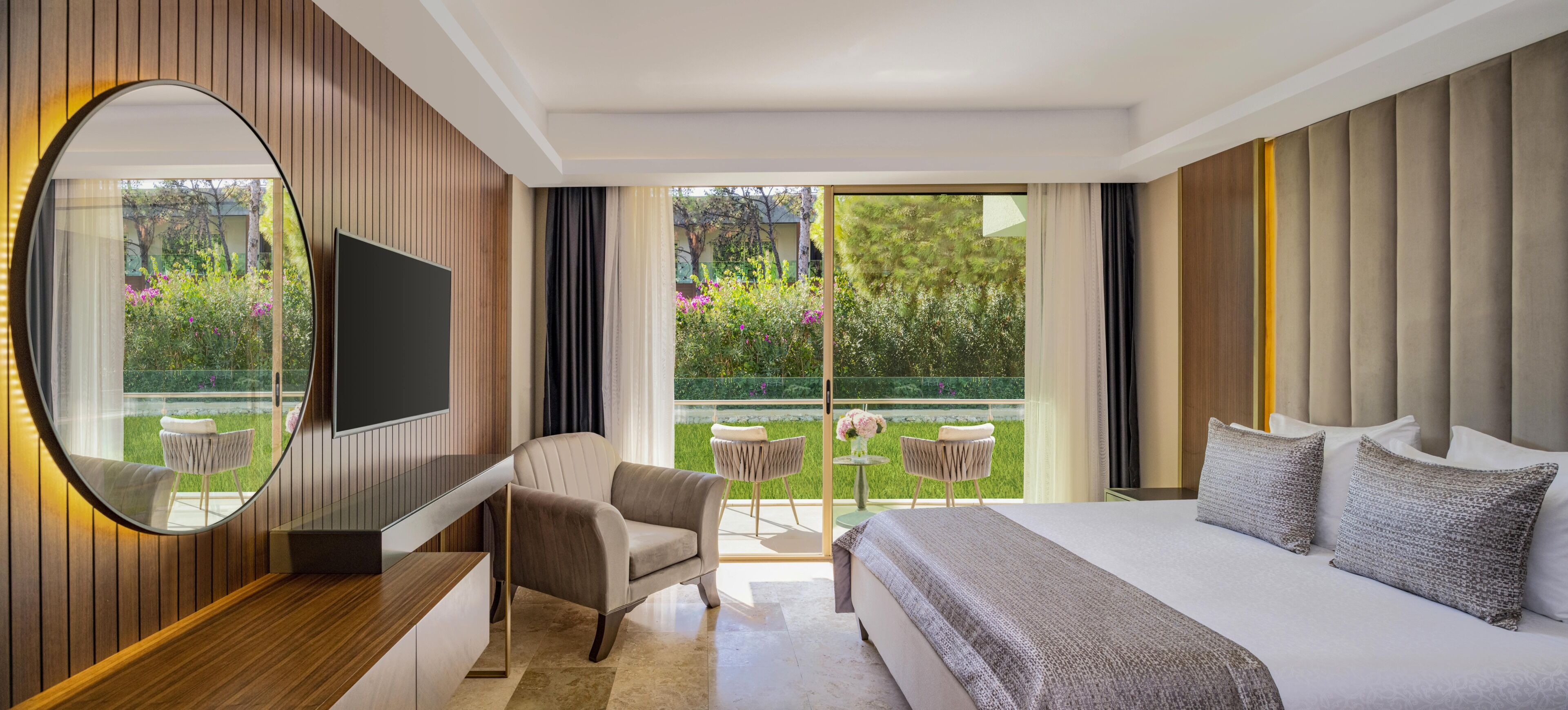 Minibar (free items), in-room safe, blackout drapes, soundproofing