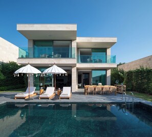Front of property - Vogue Hotel Supreme Bodrum (Bodrum)