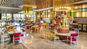 6 restaurants; breakfast, lunch, dinner and brunch served  - Vogue Hotel Supreme Bodrum (Bodrum)