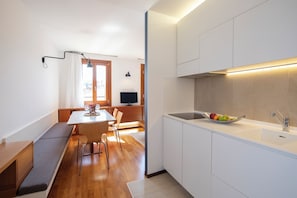 Deluxe Apartment (2 - 4 People) | Private kitchen | Espresso maker, coffee/tea maker, electric kettle - Ca' della Scimmia (Venice)