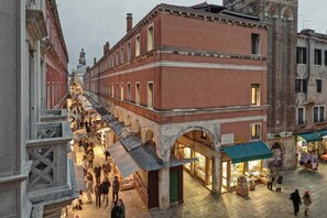 Exterior - Ca' della Scimmia (Venice)