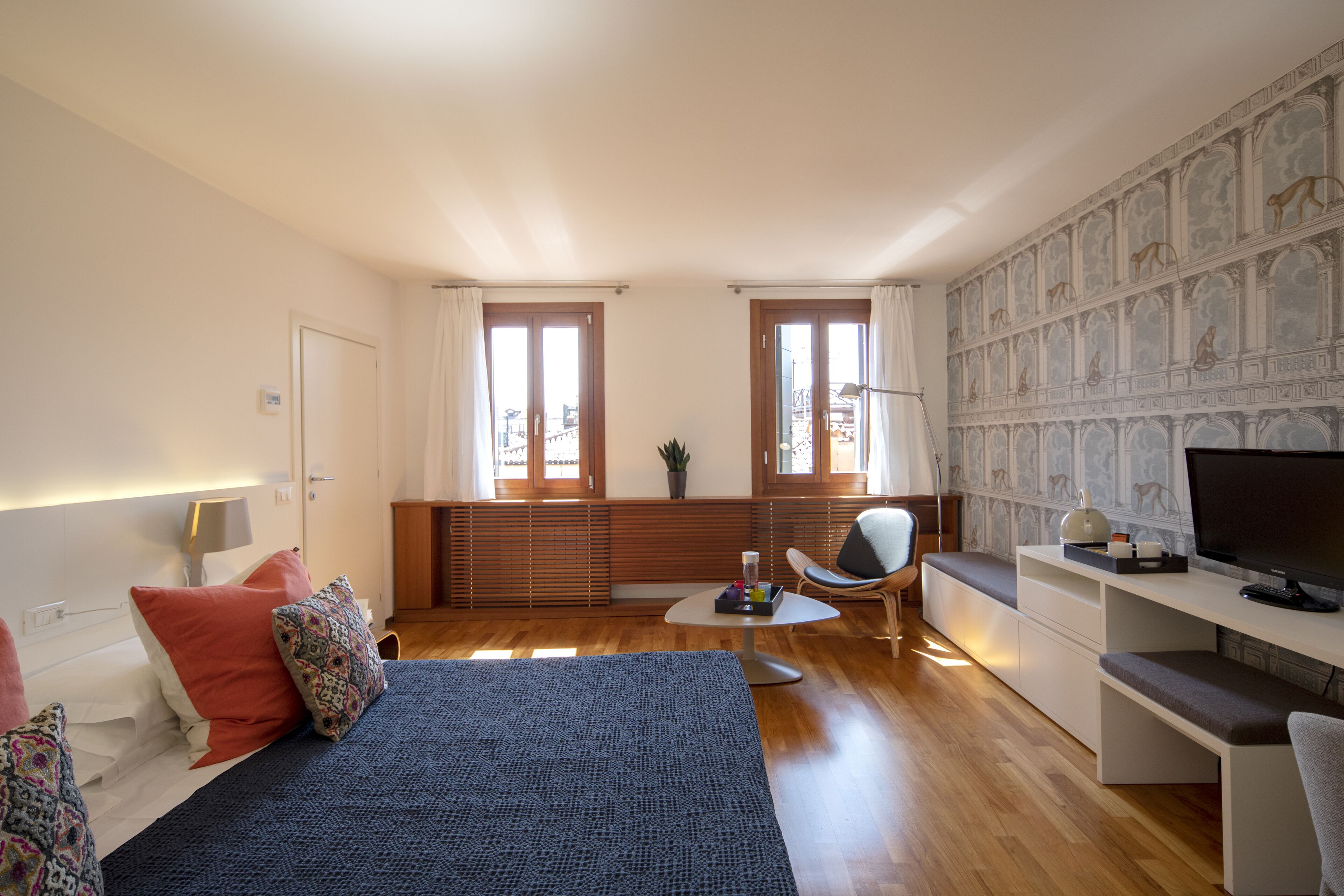 Deluxe-huoneisto (2 - 4 People) | Ylelliset vuodevaatteet, tallelokero huoneessa