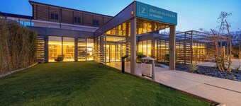 Zenitude Hotel la Valadière, an Ascend Collection Hotel