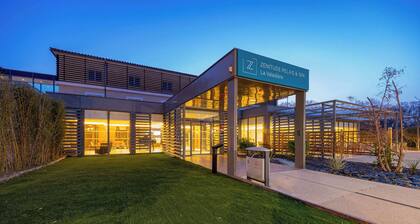 Zenitude Hotel la Valadière, an Ascend Collection Hotel