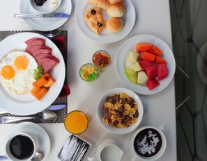 Daily buffet breakfast (IDR 150000 per person)