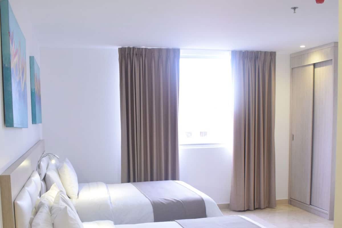 Bộ đồ giường kháng dị ứng, két bảo mật tại phòng, trang trí khác biệt