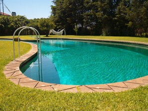 Seasonal outdoor pool, pool loungers - Quinta do Casalinho (Almeirim)