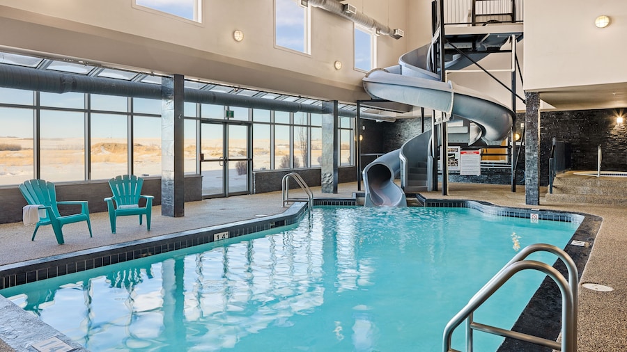 斯威夫特卡伦特家庭套房旅馆