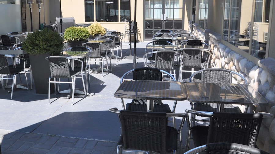 Prestige Vernon Hotel
