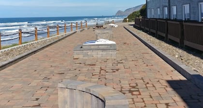 Sailor Jack's Oceanfront Inn