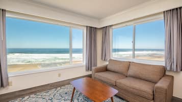 Standard Suite, 1 Bedroom, Kitchen, Oceanfront | Living area | 43-inch flat-screen TV with cable channels, Netflix, Hulu