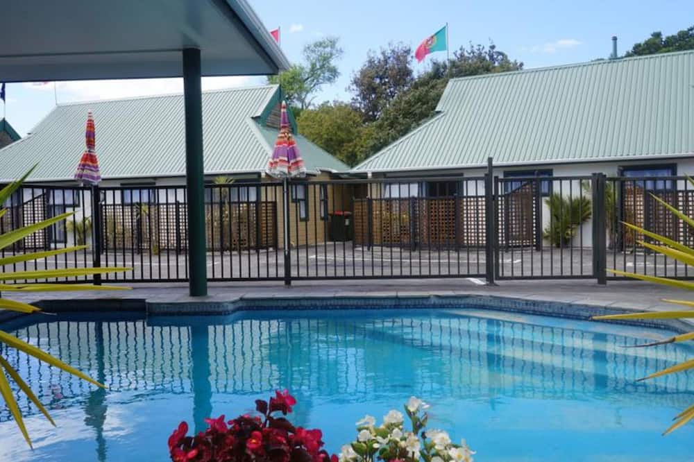 Cheviot Park Motor Lodge