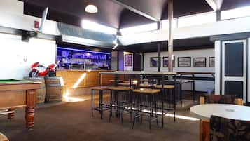 Bar (en la propiedad)