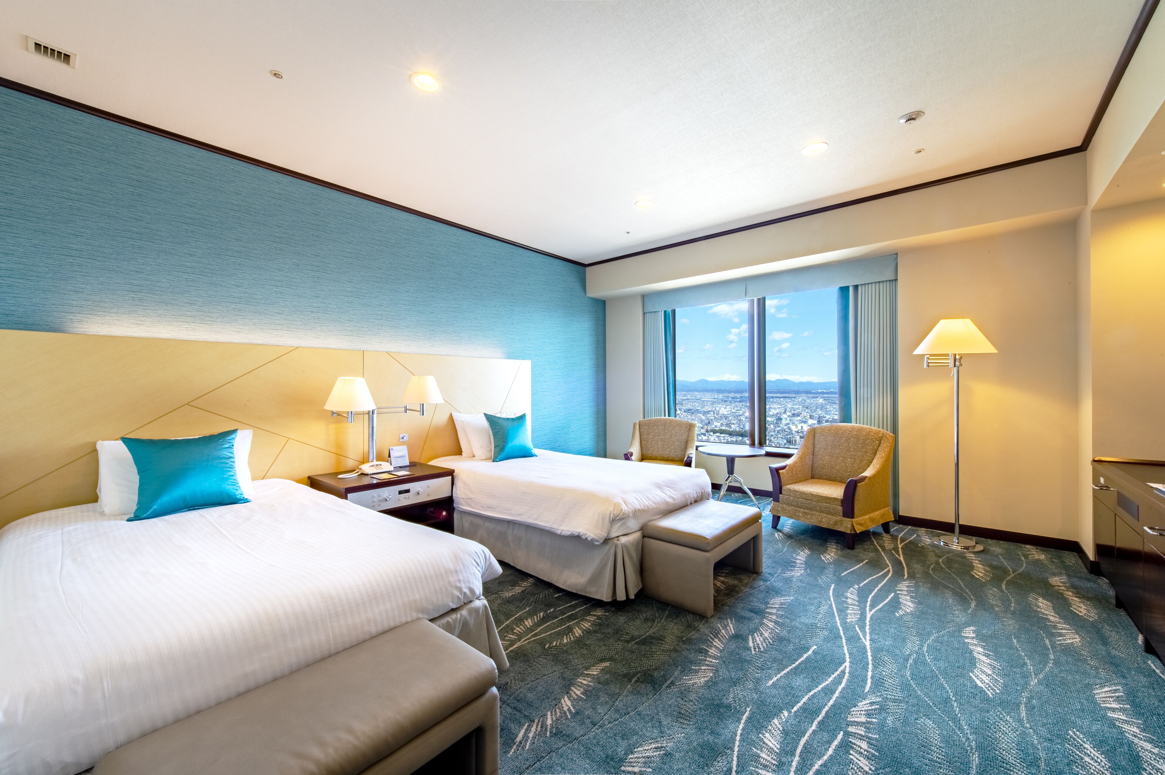 upper premier comfort floor corner twin room, non-smoking | 1 bedroom, in-room safe, desk, soundproofing