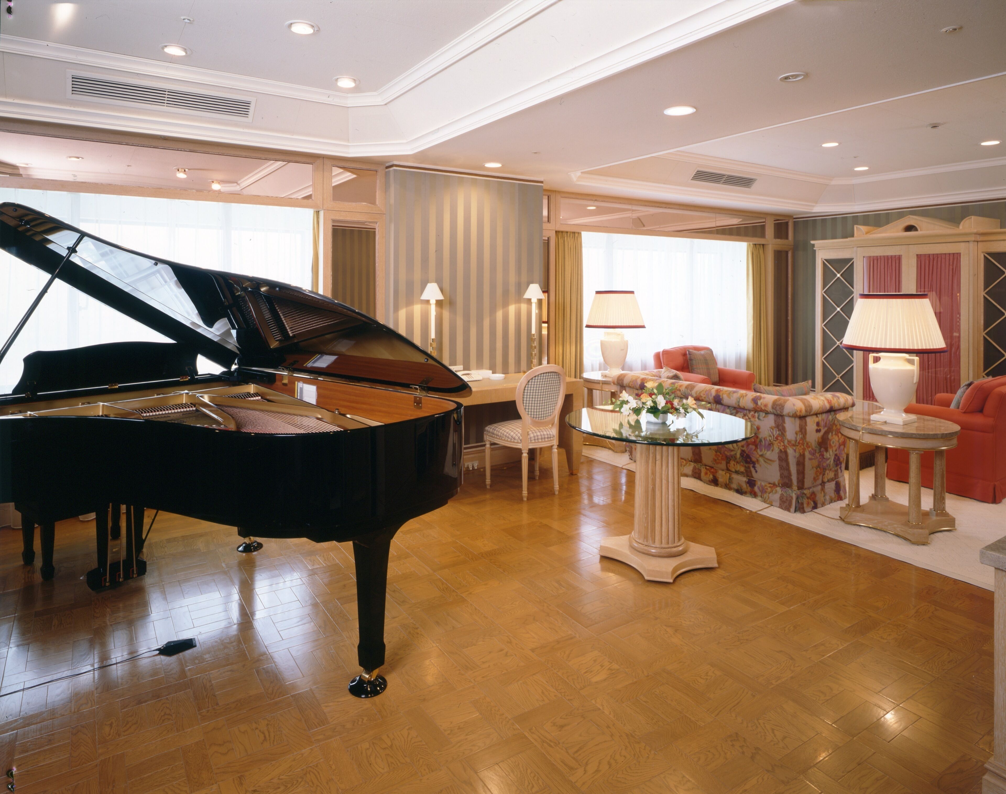 1 bedroom, in-room safe, desk, soundproofing