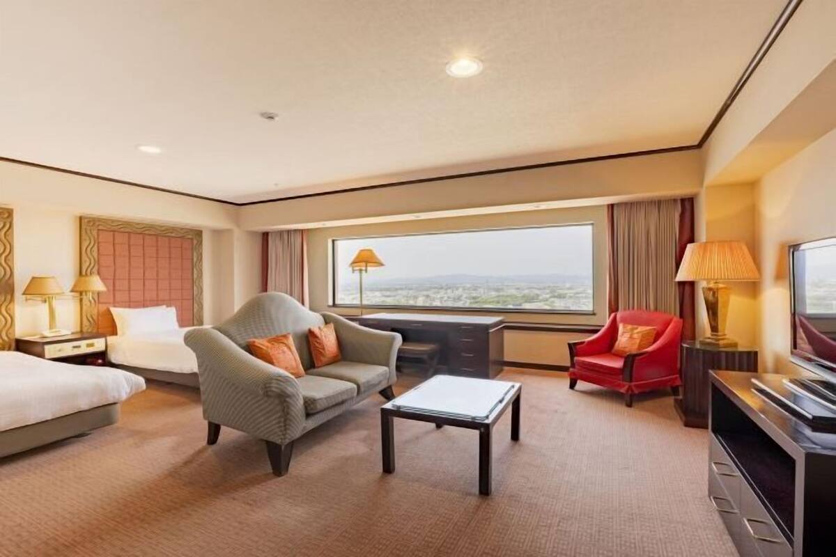 In-room safe, desk, soundproofing, iron/ironing board (on request)