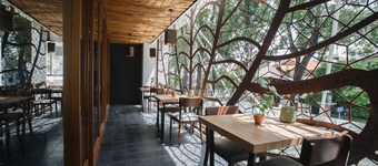 EMM Hotel Saigon