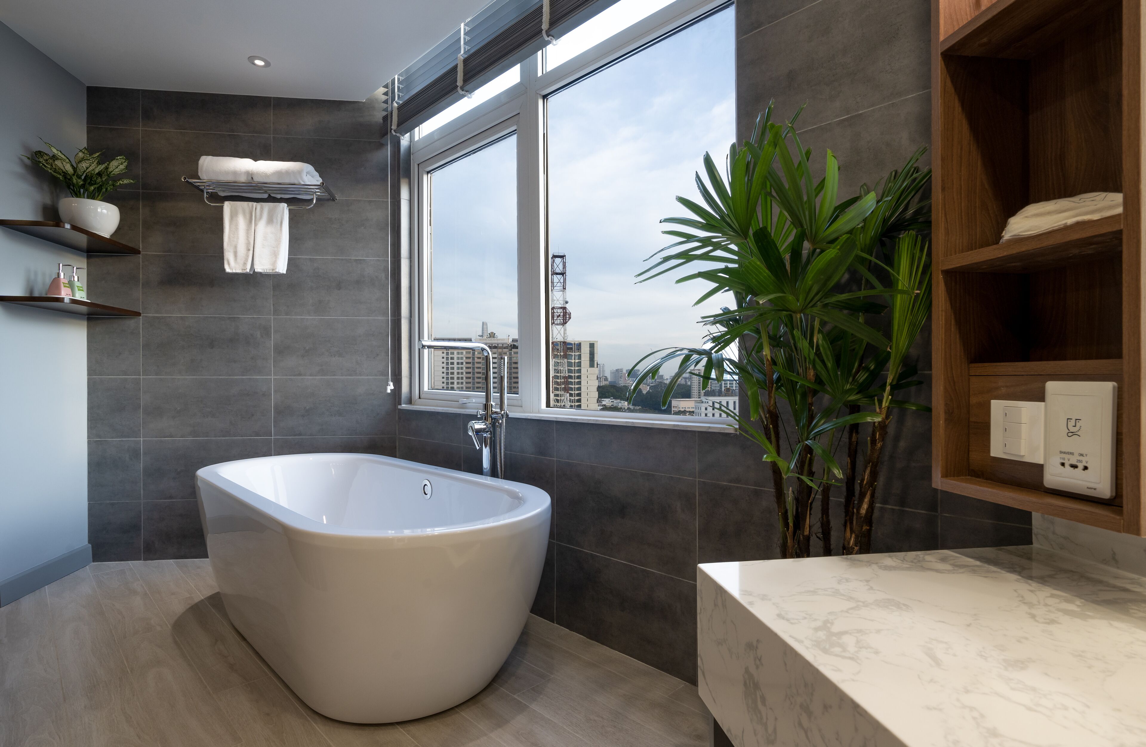 junior apartment | bathroom | shower, rainfall showerhead, free toiletries, hair dryer