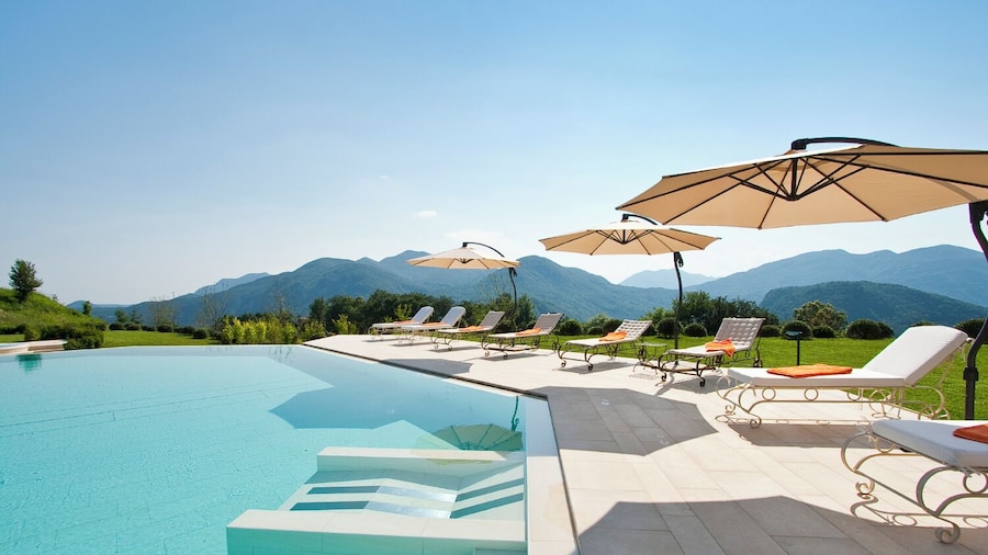 Resort Collina d'Oro