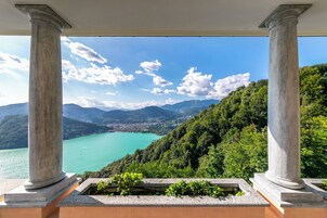 วิวระเบียง