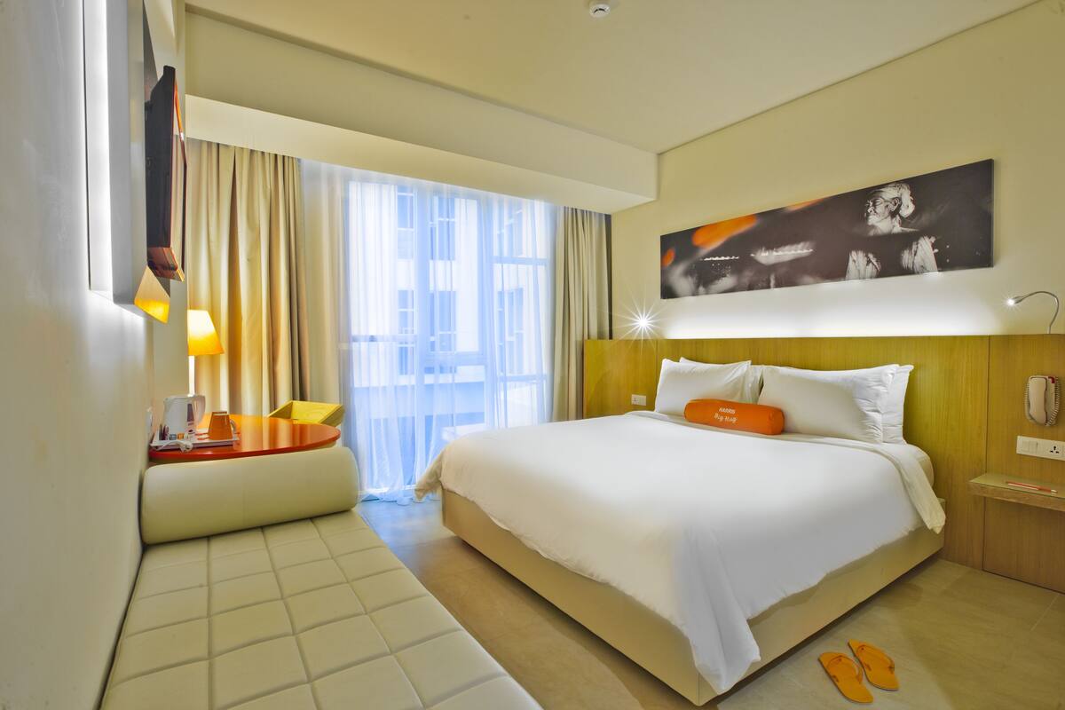Minibar, in-room safe, desk, blackout drapes