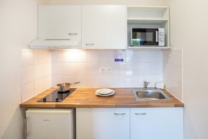 Suite, 1 Bedroom (For 4) | 1 bedroom, premium bedding, desk, soundproofing