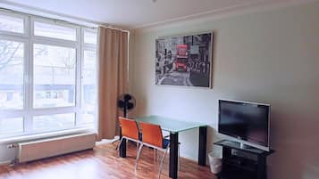 Deluxe-Apartment, 6 Schlafzimmer | 6 Schlafzimmer, individuell dekoriert, schallisolierte Zimmer
